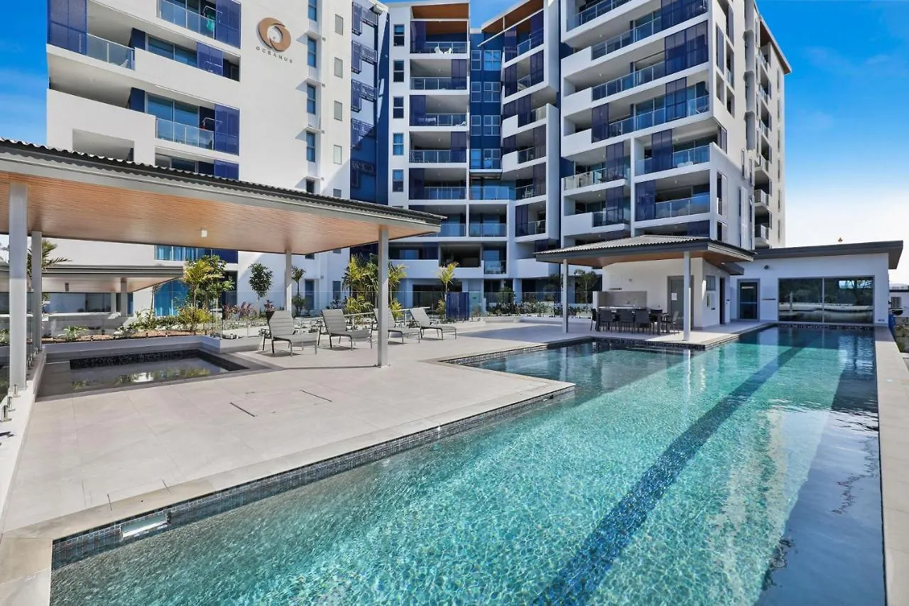 アパート Breathtaking Beachfront 3 Bedroom Penthouse Bokarina Sunshine Coast カワナ・ウォーターズ